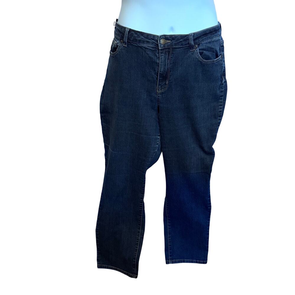 Westport Classic Fit Straight Leg Jeans Womens 14S Short Blue Denim Medium Wash